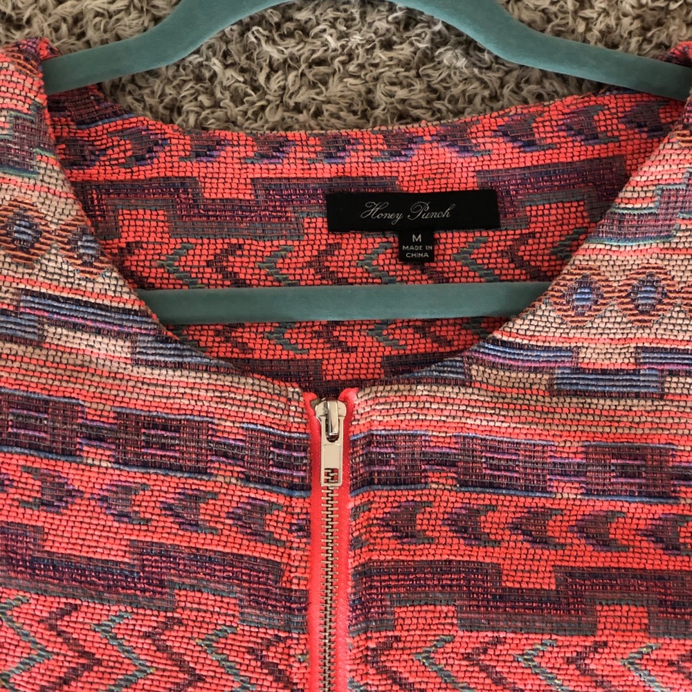 Boutique Jacket - Picture 2 of 4
